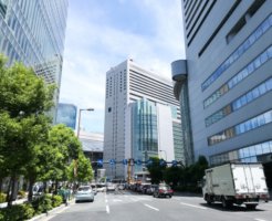 梅田の道路